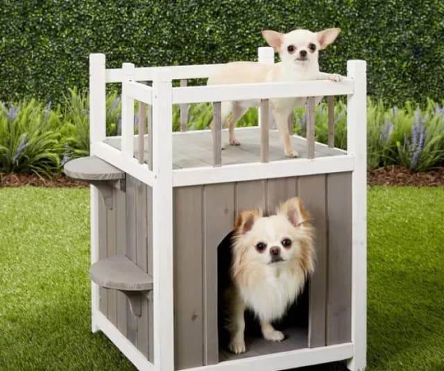 Picture of the product: TRIXIE Outdoor Wooden Pet Home with Balcony