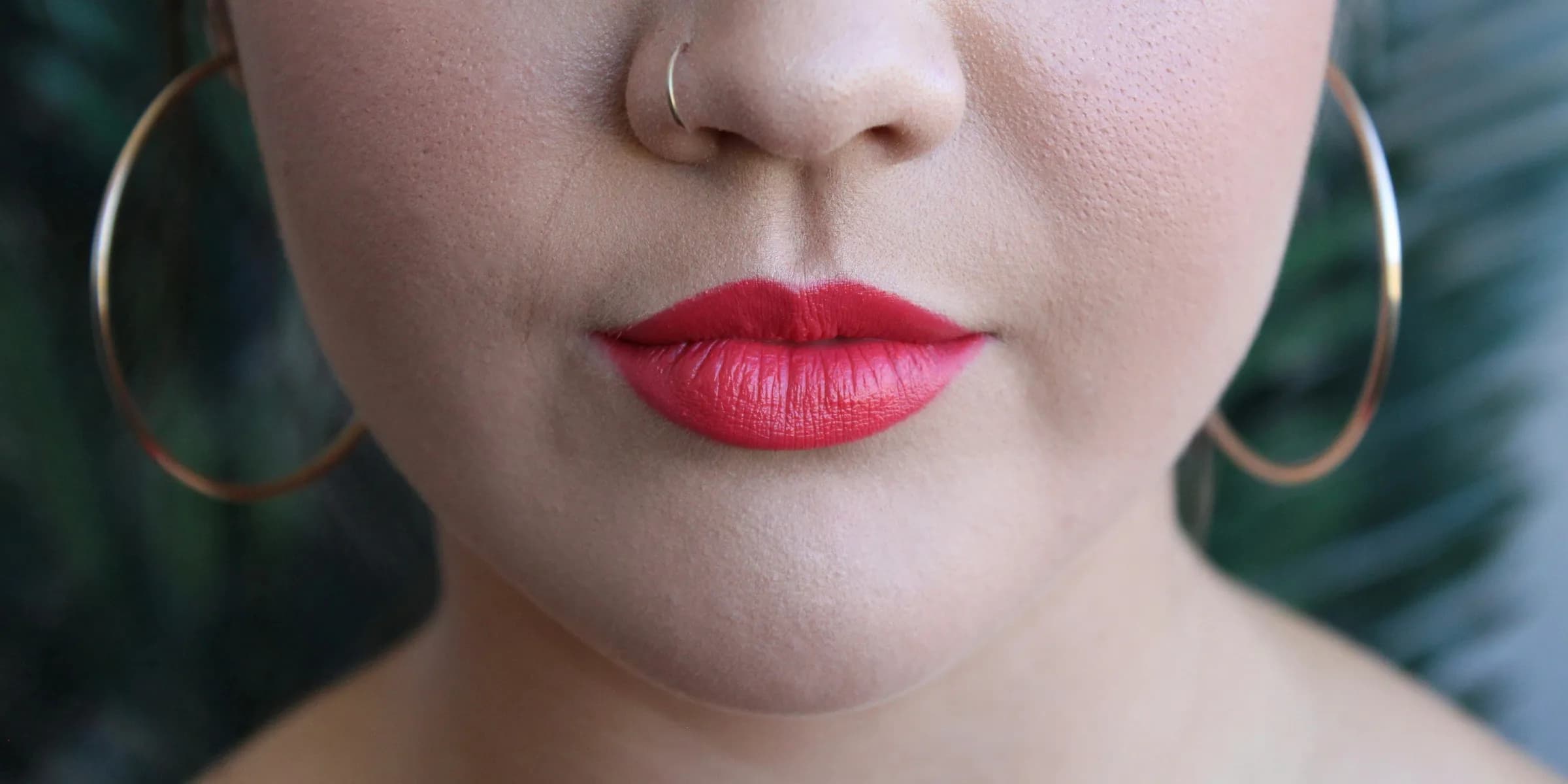 woman wearing red lipstick