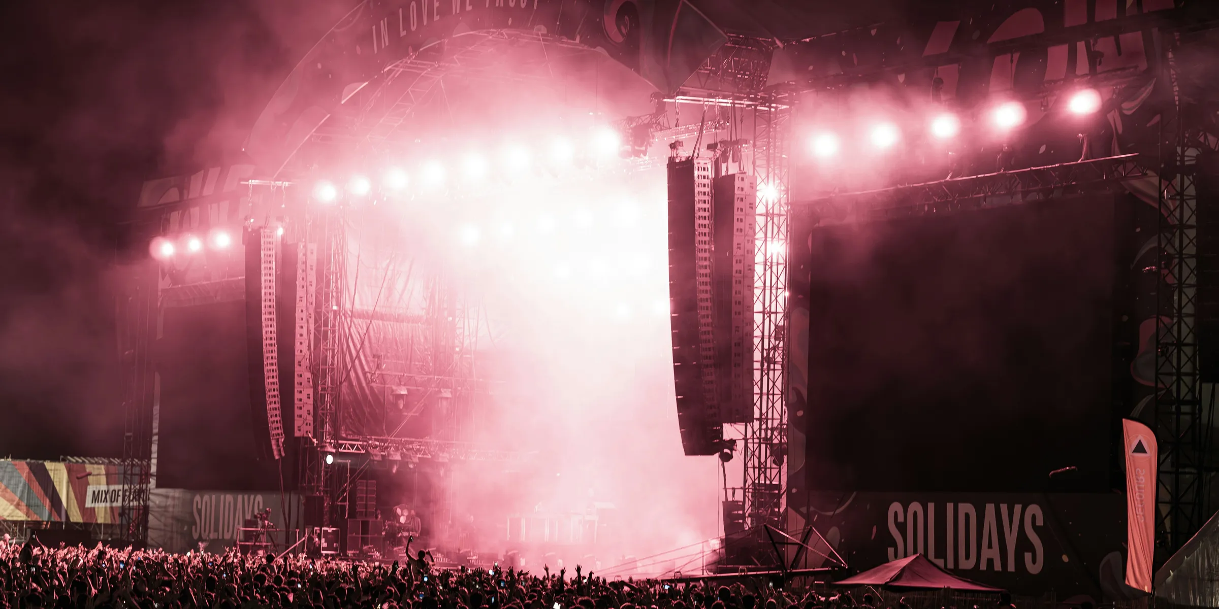 A large crowd of people at a concert