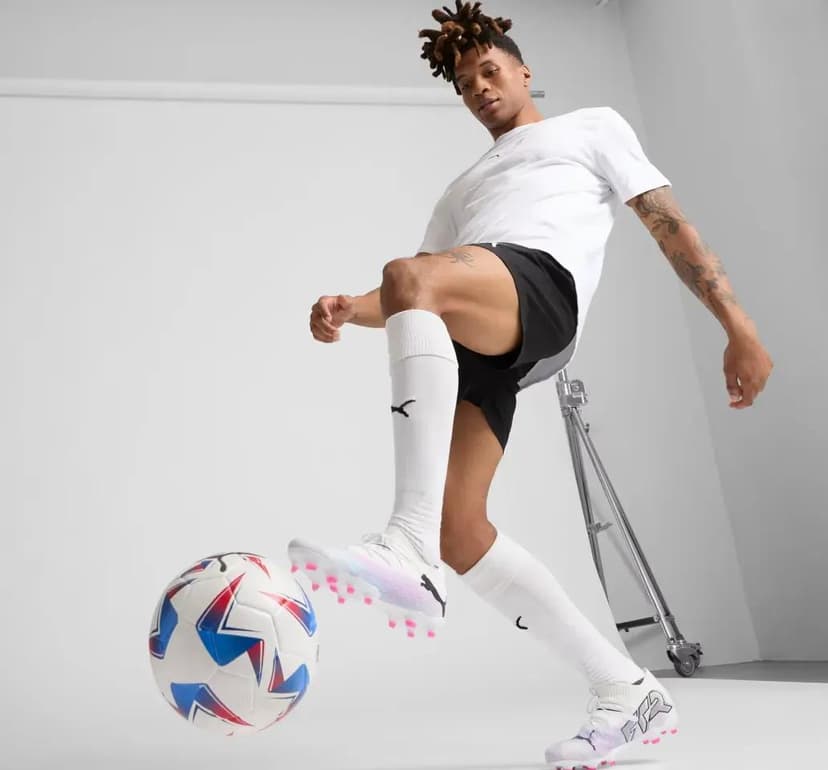 Soccer imagery featuring PUMA Cumbre CONMEBOL Copa América