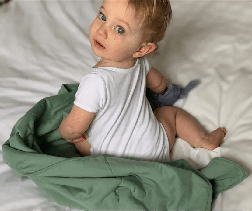 Image of an excited On Me gift card recipient. Their thank you note is below.